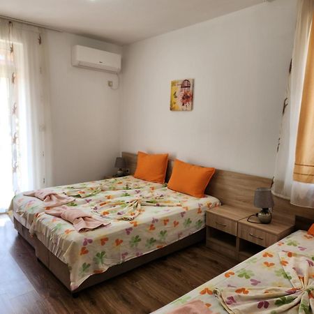 Guest House Ares Sozopol Esterno foto