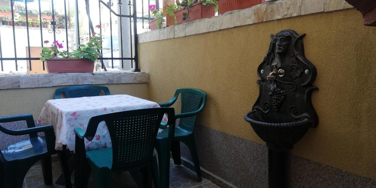 Guest House Ares Sozopol Esterno foto