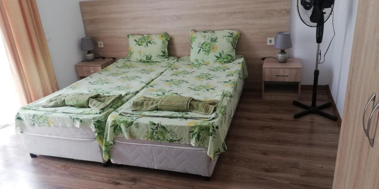 Guest House Ares Sozopol Esterno foto