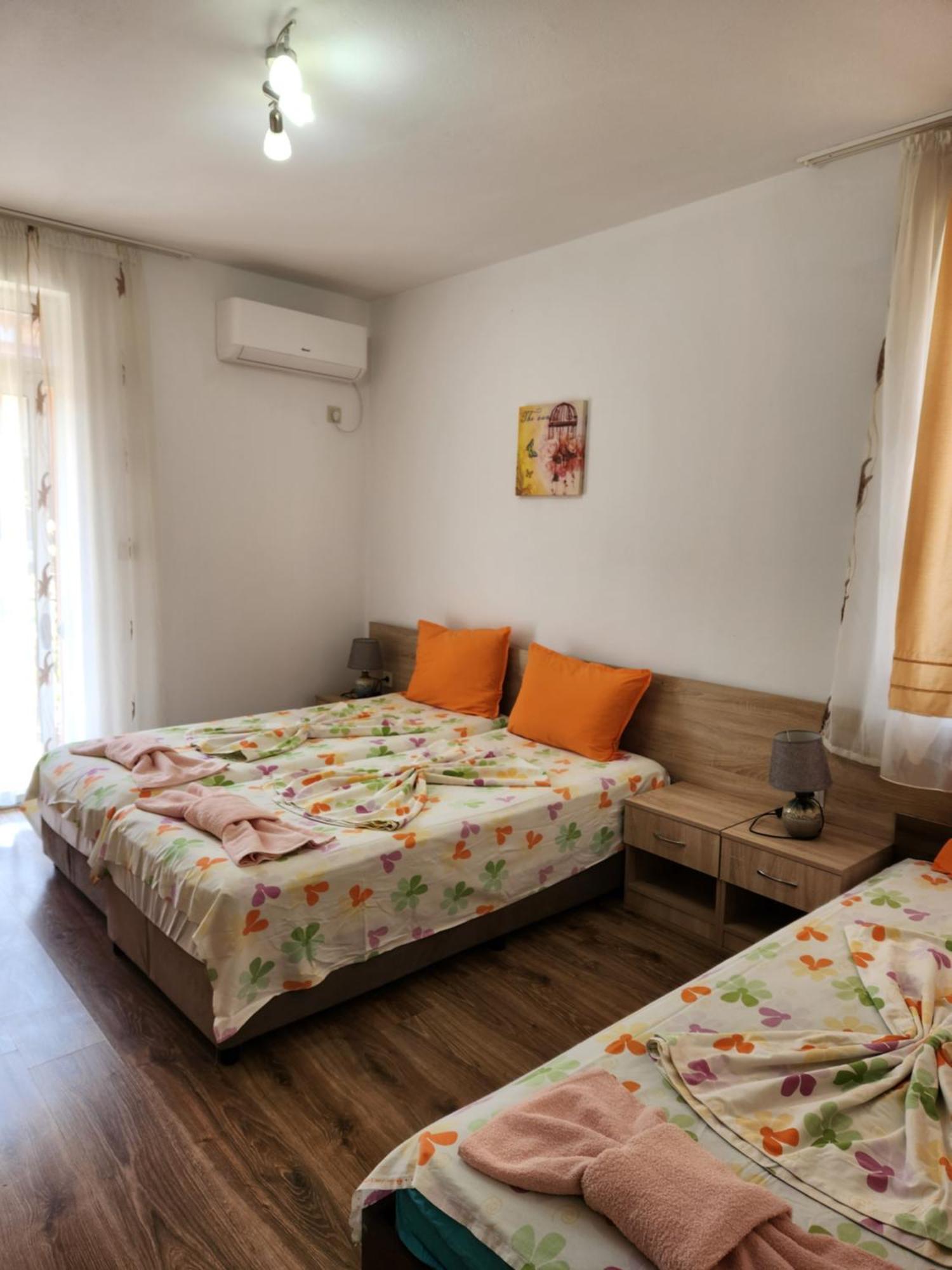 Guest House Ares Sozopol Esterno foto